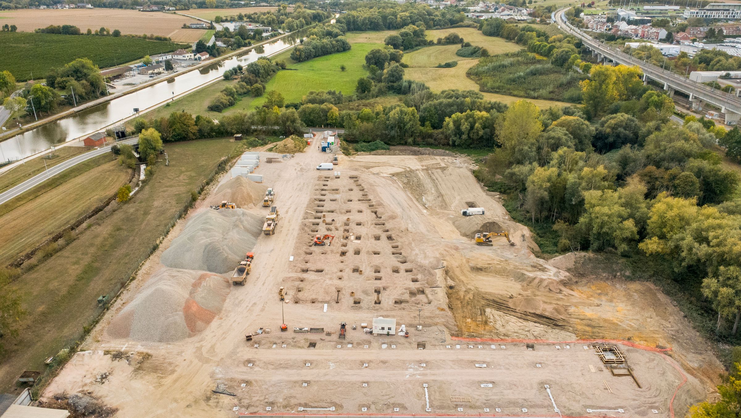 Unités PME récemment construites (environ 105 m²-environ 480 m²) à vendre à Halle