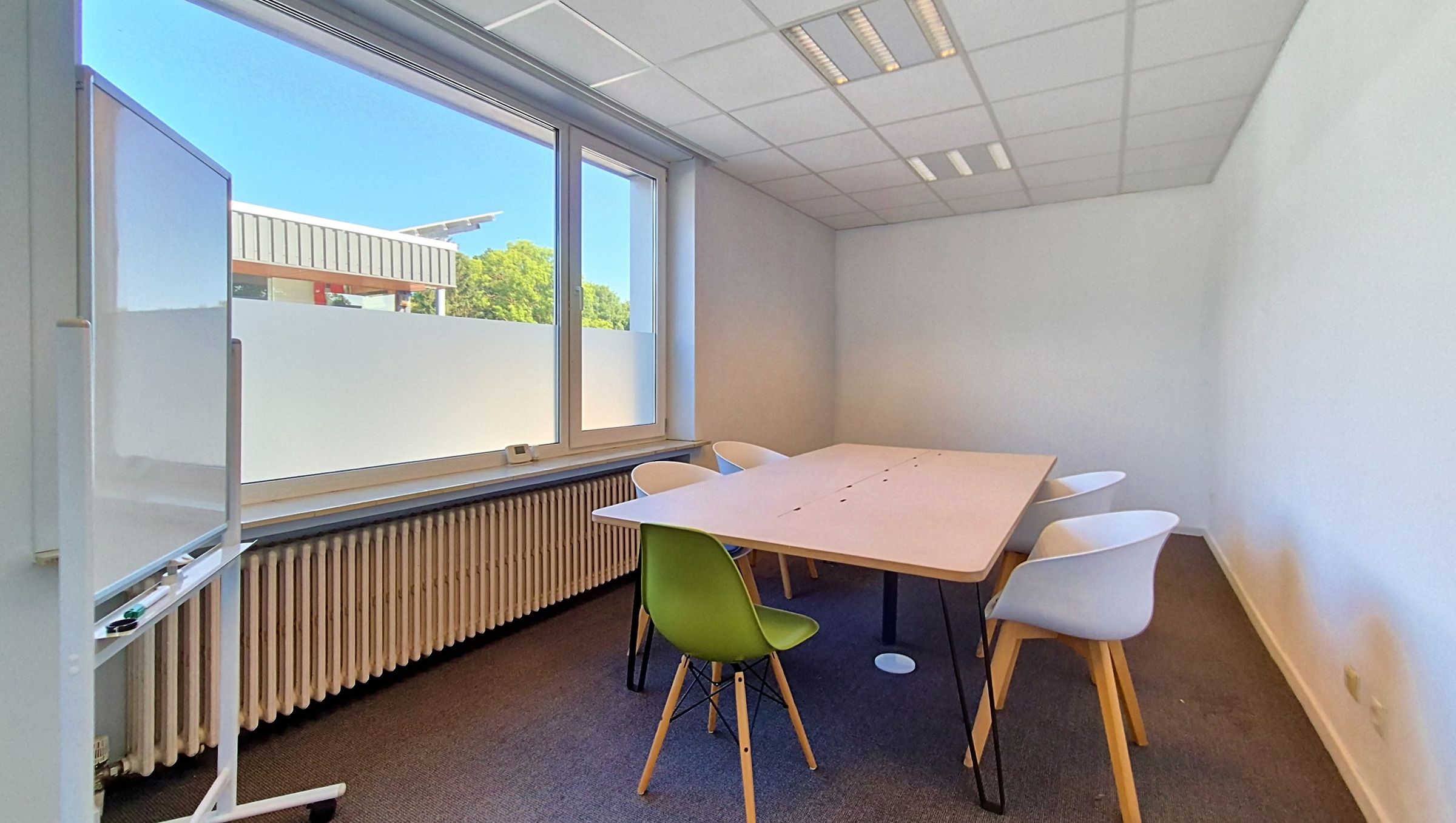 Moderne kantoren (14-106 m²) te huur aan N9 te Melle
