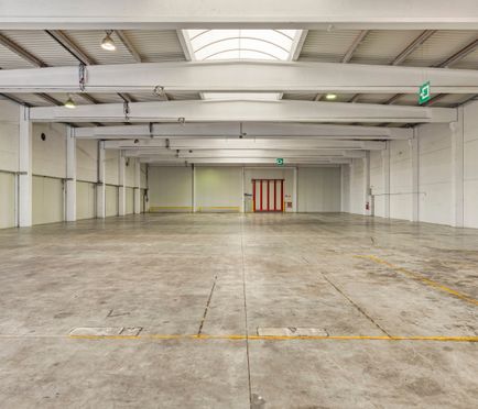 Magazijnruimtes te huur in industriezone Kuurne