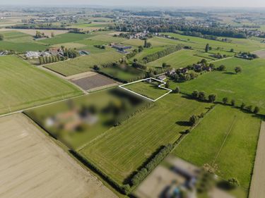 Schitterend gelegen grond op ca. 6682m² te koop nabij Kortrijk