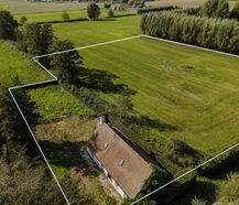 Schitterend gelegen grond op ca. 6682m² te koop nabij Kortrijk
