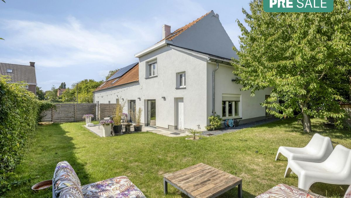 Instapklare, recent gerenoveerde gezinswoning op toplocatie in Beigem