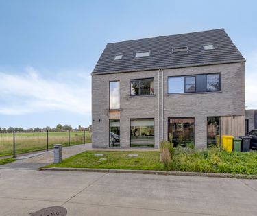 Recente gezinswoning prachtig gelegen te Kalmthout!