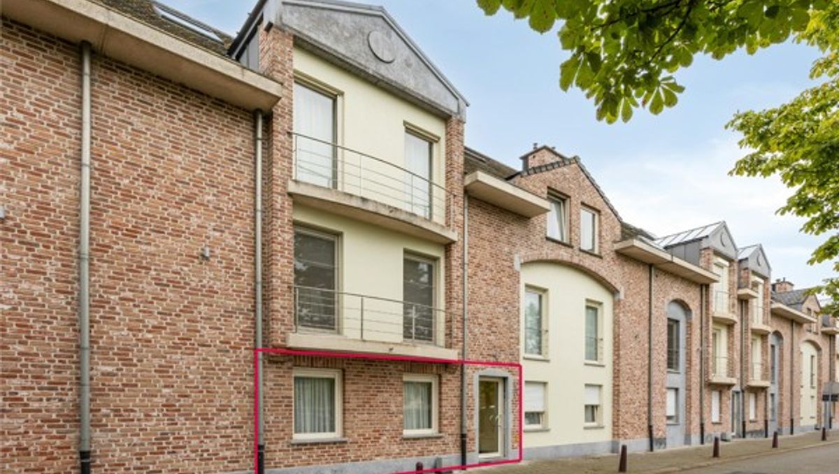 Gelijkvloers appartement met 2 slaapkamers te koop in Gooreind!