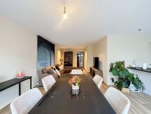 Recente woning met 3 slaapkamers en ruime tuin te huur in Zedelgem 