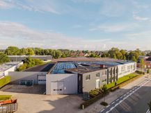 Bedrijfsgebouw met oppervlakte van ca. 4.550 m² te Meulebeke-Tielt