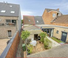 Knus renovatiehuisje met karakter in Kalken