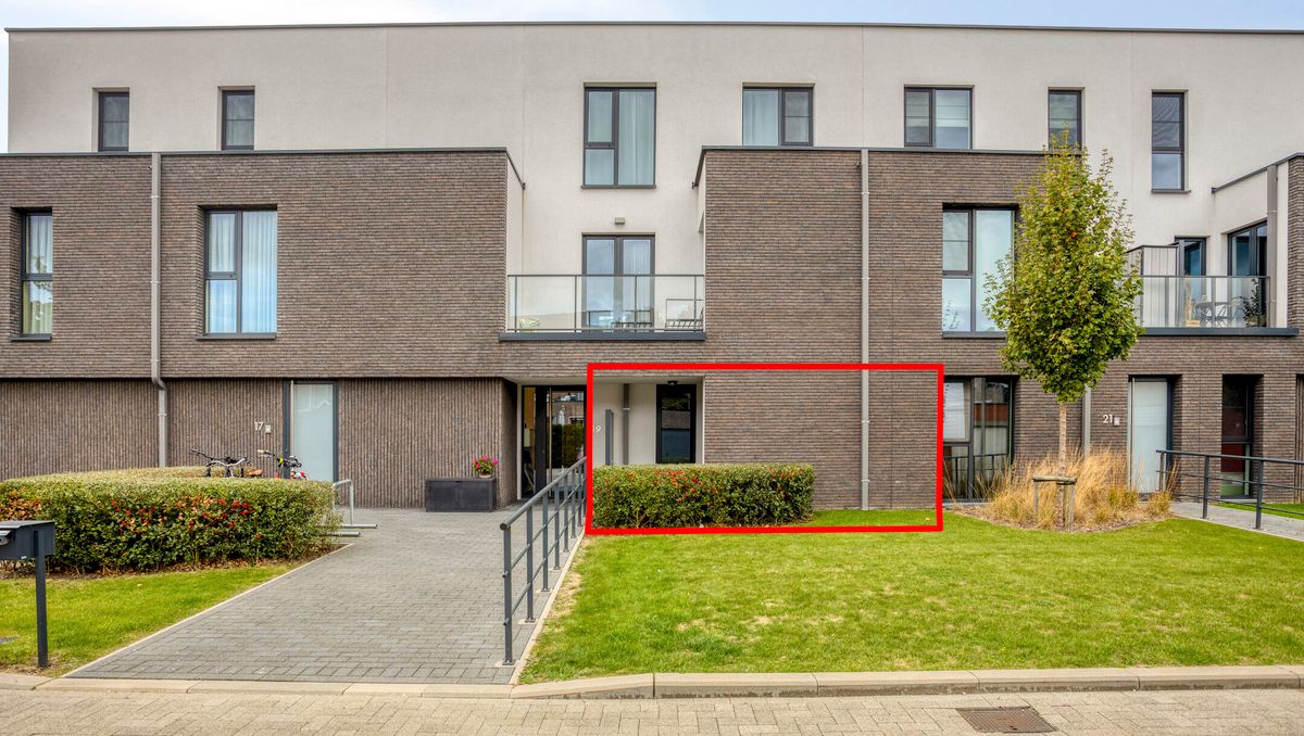 2-стая апартамент от 90 m²