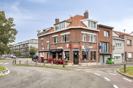 Commerce avec habitation à vendre Merksem