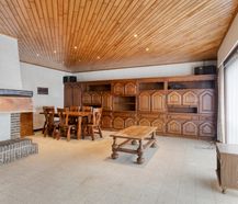 Gelijkvloers huis te koop met 3 slaapkamers, garage en tuin