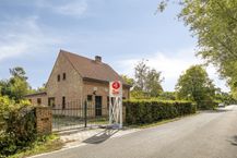 Open bebouwing met potentieel te koop in Brasschaat!
