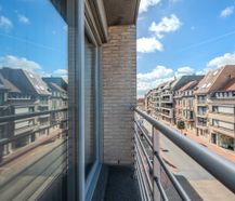 Appartement d'angle lumineux avec deux chambres au centre !