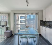 Appartement d'angle lumineux avec deux chambres au centre !