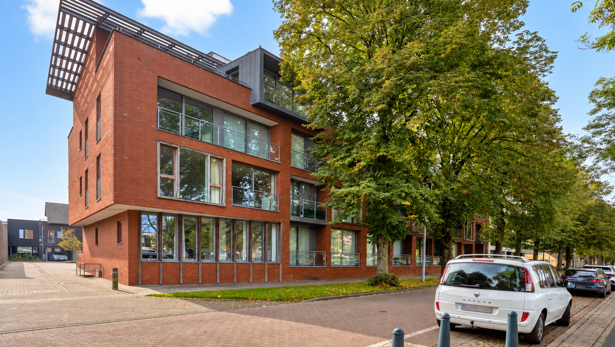 Ruim appartement met 2 grote terrassen en prachtig kanaalzicht