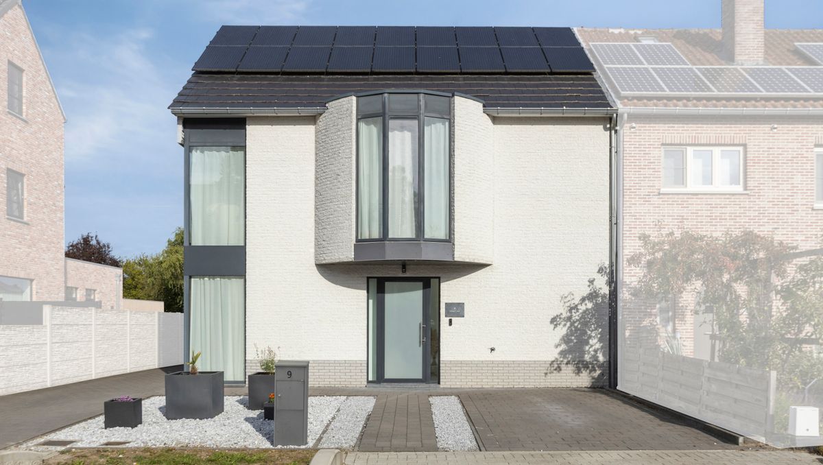 Instapklare gezinswoning met 4 slaapkamers te Kuringen