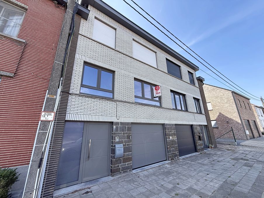 Gerenoveerde woning met 3 slaapkamers te huur in Oudenaarde!