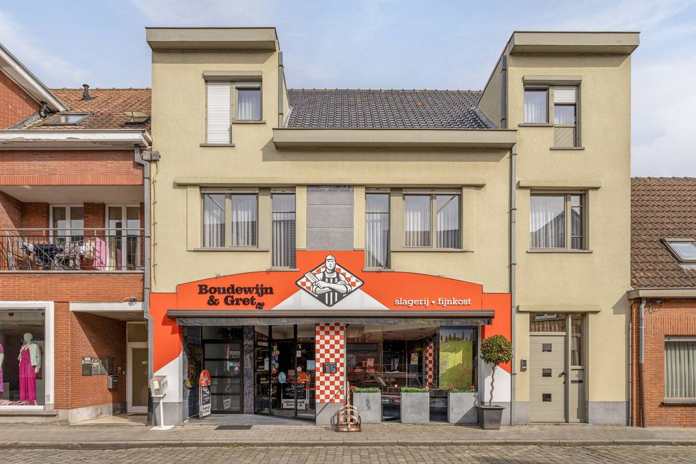 Handelspand te koop met woonst en atelier in Ruddervoorde 