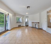 Appartement te koop met 2 kamers, terras en garage in Ieper