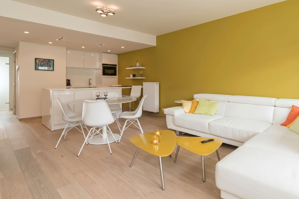 Luxuriously finished 2 bedroom apartment with sun terrace 