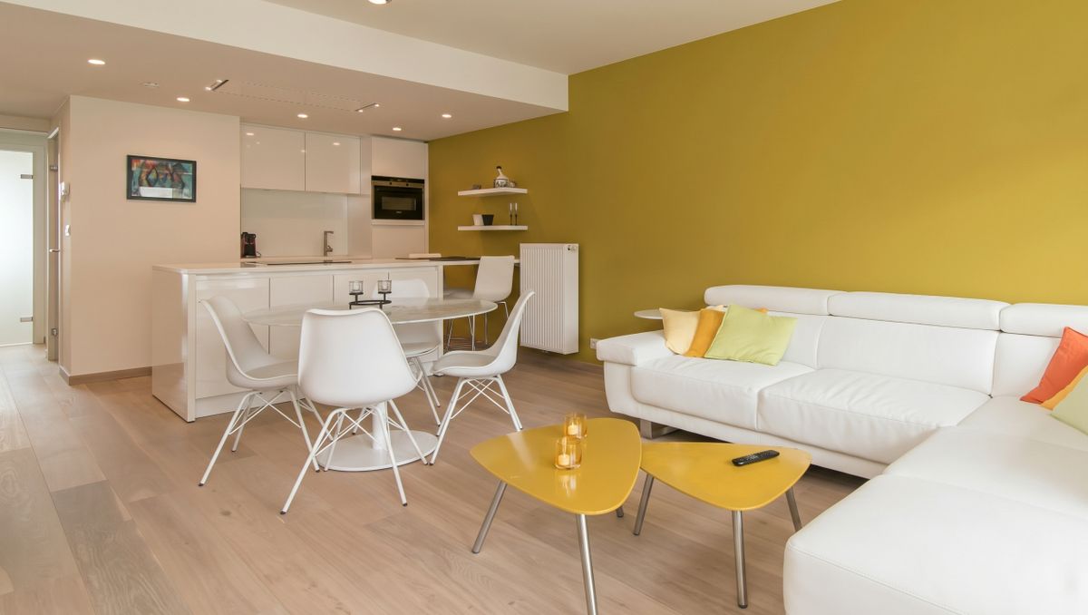Luxuriously finished 2 bedroom apartment with sun terrace