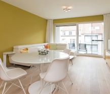 Luxuriously finished 2 bedroom apartment with sun terrace
