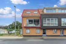 Instapklaar duplex 3 slaapkamer appartement te Bekegem 