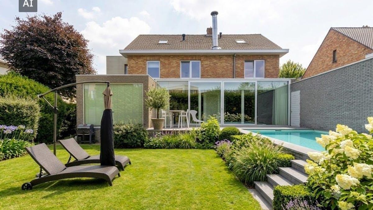 Ruime villa te koop nabij Brugge centrum met 6 slaapkamers