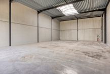 Unité PME récemment construite à vendre à Tielt sur environ 212 m²