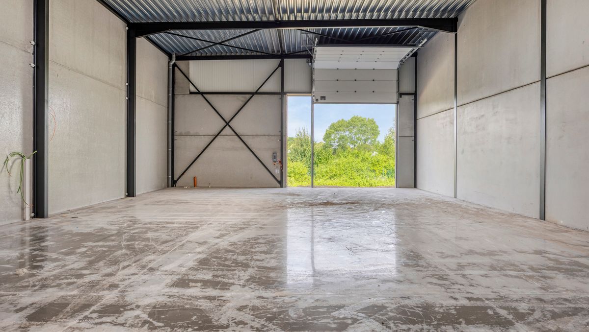 Unité PME récemment construite à vendre à Tielt sur environ 212 m²