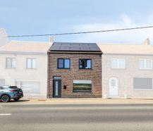 Huis op ca 1.000m² met 3 slaapkamers te koop in Torhout.