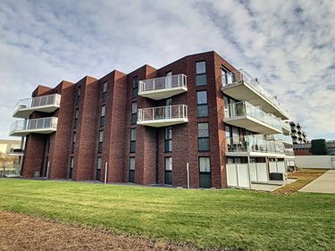 Rustig gelegen appartement te huur met 2 slaapkamers en 2 terrassen aan de Westkaai in Ieper