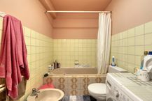 Ruim op te frissen appartement te Coupure Links, Gent