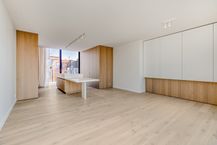 Penthouse (99m²) with spacious terraces (63m²) and stunning views!