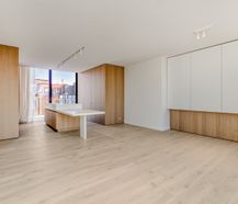 Penthouse (99m²) with spacious terraces (63m²) and stunning views!