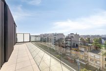 Penthouse (99m²) with spacious terraces (63m²) and stunning views!