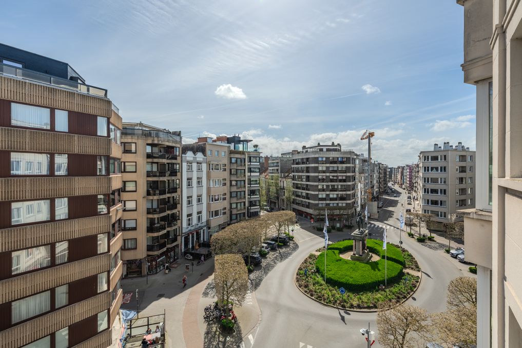 Luxueus gerenoveerd 2-slaapkamerappartement te Oostende