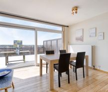 Appartement te koop met terras vlakbij het strand te Heist