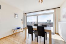 Appartement te koop met  terras vlakbij het strand te Heist