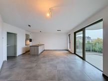 Lichtrijk Appartement met 2 slaapkamers en terras te huur in Boom