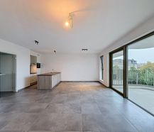Lichtrijk Appartement met 2 slaapkamers en terras te huur in Boom