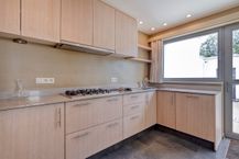 Instapklare woning met 4 slaapkamers te koop in hartje Zwijnaarde