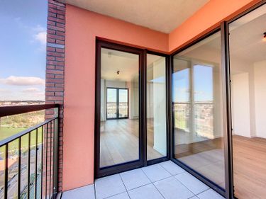 Brussels: 1 bedroom apartment (71m²) with terrace