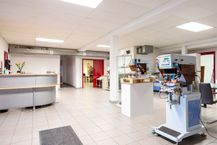Showroom/werkruimte (ca. 430 m²) te koop in Eeklo 