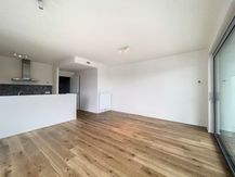 Brussel: 2 slaapkamer (103m²)appartement en zicht op kanaal