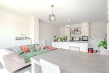 Maison rénovée avec jardin urbain dans le centre de Middelkerke !