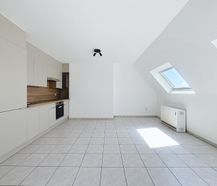 Dakappertement met 1 slaapkamer te koop aan station Eeklo
