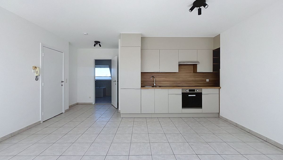 Dakappertement met 1 slaapkamer te koop aan station Eeklo