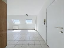 Dakappertement met 1 slaapkamer te koop aan station Eeklo
