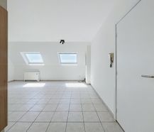 Dakappertement met 1 slaapkamer te koop aan station Eeklo