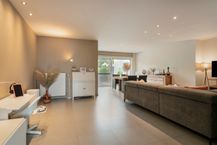 Ruim instapklaar huis: 4 slaapkamers, garage en grote tuin